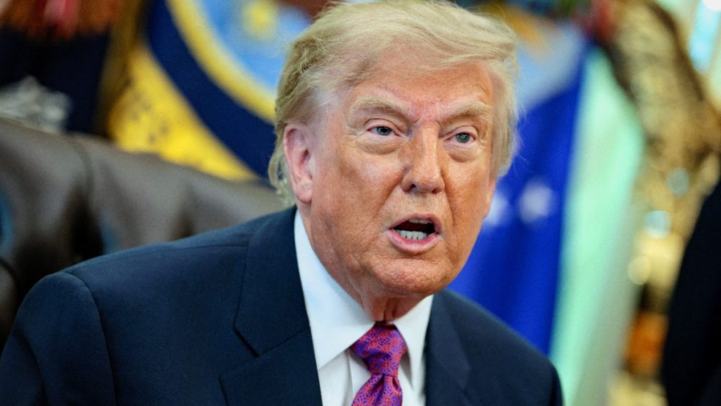 ABD Başkanı Trump: İran anlaşmaya varmak için yalvarıyor