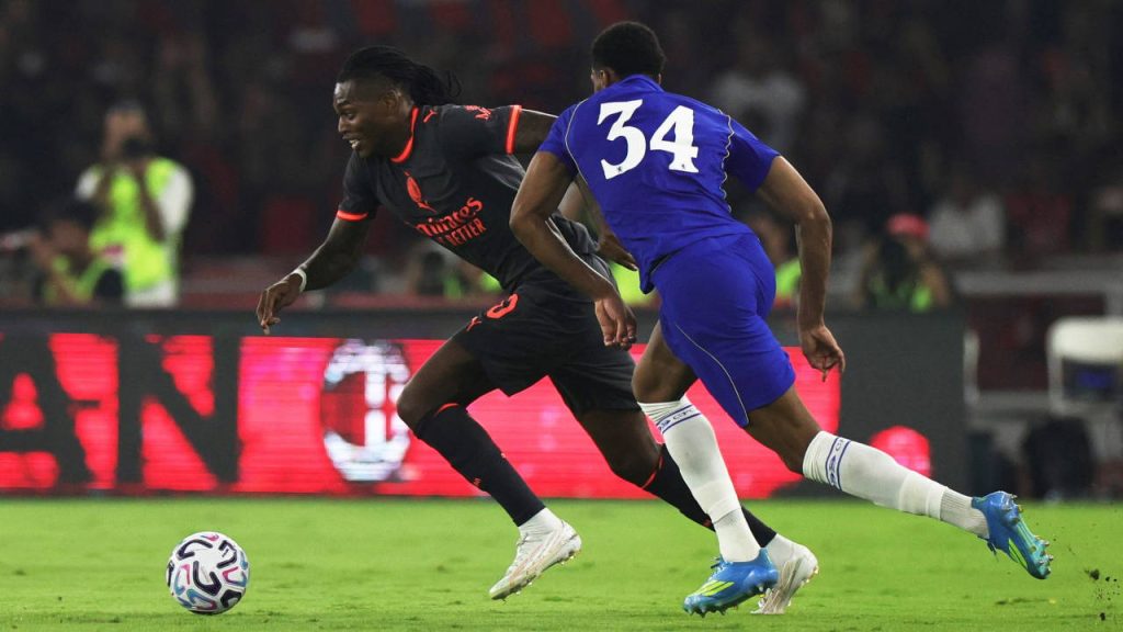 Adı Galatasaray ve Fenerbahçe ile anılıyordu: Rafael Leao’dan transfer iddialarına yanıt!