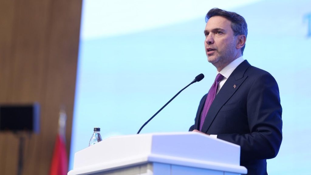 Alparslan Bayraktar: Türkiye’nin yurt dışı enerji stratejisi güçlü ortaklıklarla büyüyor