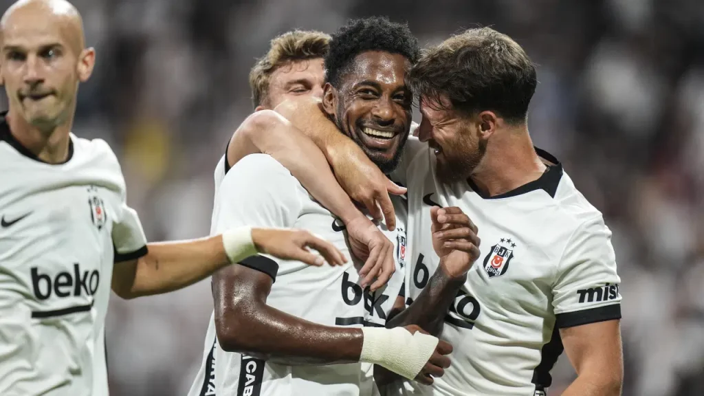 Beşiktaş Dolmabahçe’de avantajı kaptı: Beşiktaş 3-0 Kauno Zalgiris