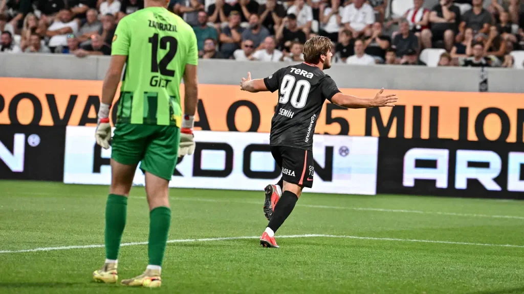 Beşiktaş – Hradec Kralove maçı ne zaman, saat kaçta, hangi kanalda? Şifresiz mi?