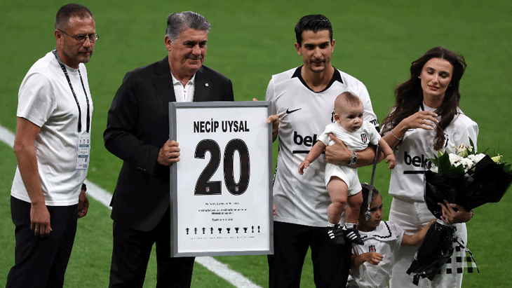 Beşiktaş’tan Necip Uysal’a veda! ‘Hepinizi çok seviyorum’