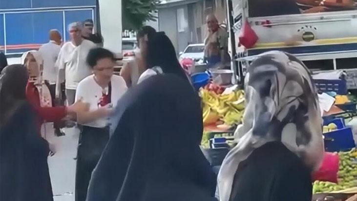 Beyoğlu’nda semt pazarında akılalmaz olay! Meyve-sebze seçme tartışması kanlı bitti