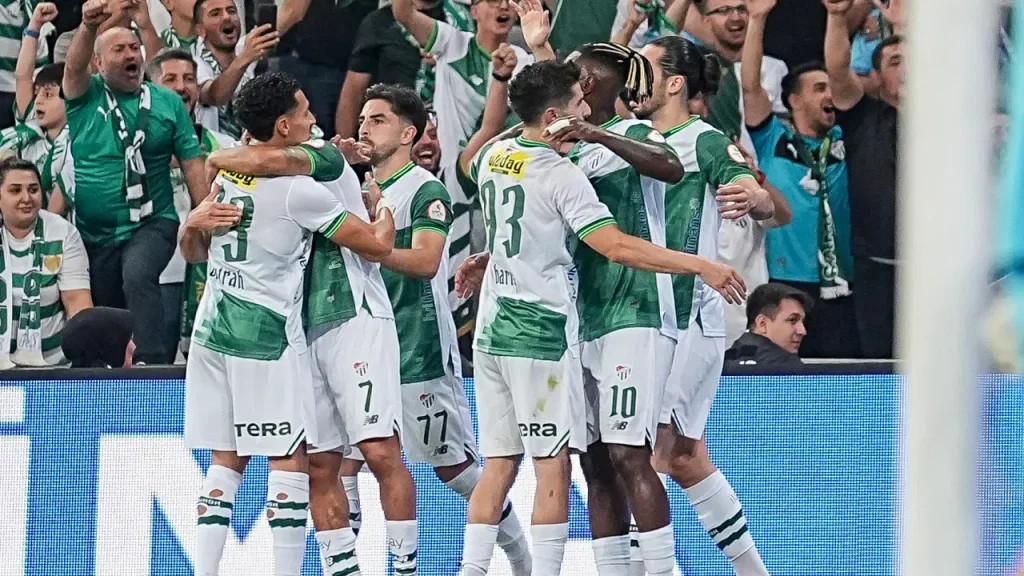 Bursaspor ligde 2’de iki yaptı!