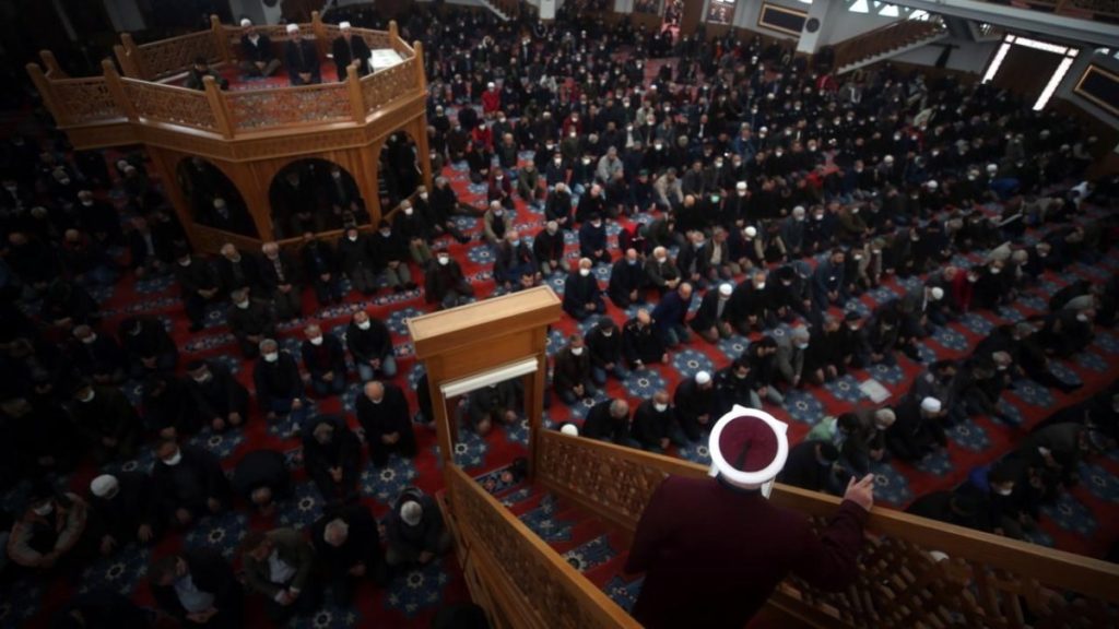 Cuma hutbesinde “kardeşlik” vurgusu