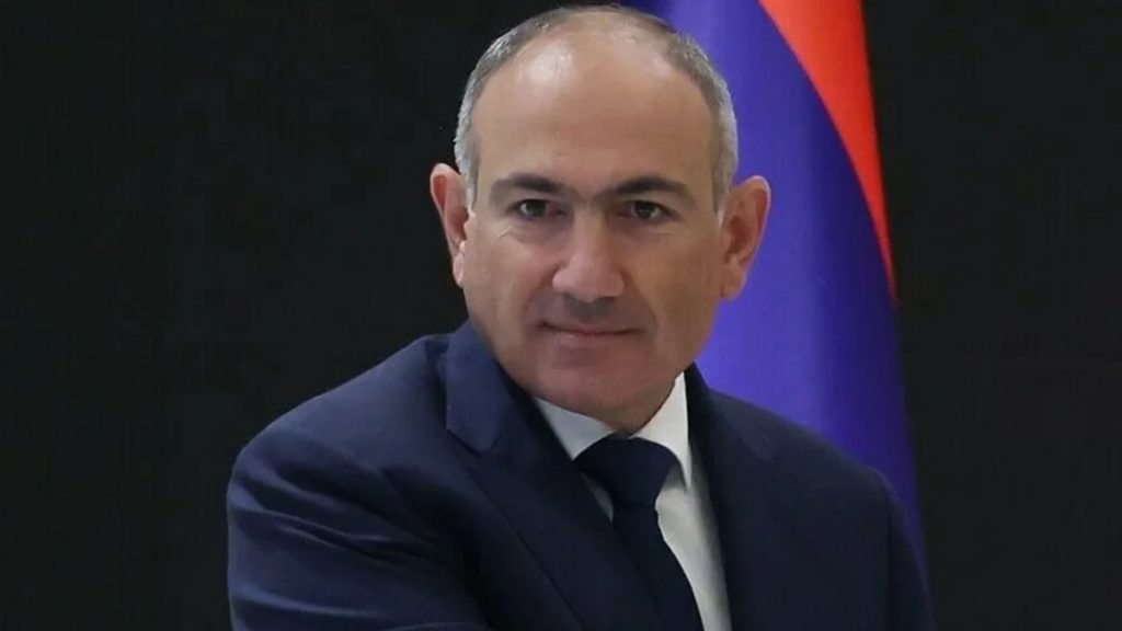 Ermenistan Başbakanı Nikol Paşinyan istifa etti