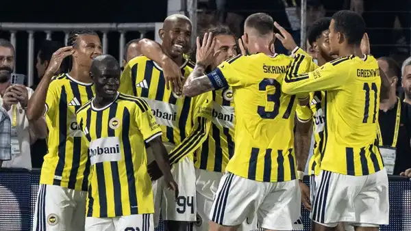 Fenerbahçe Kadıköy’de yıldızlarıyla güldü: Fenerbahçe 2-0 Sturm Graz