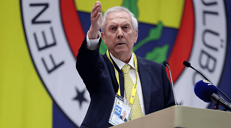 Fenerbahçe’de Başkan Aziz Yıldırım’dan şok sözler! ‘Paralı köpekler, hapisten korkmam, evlerine giderim’
