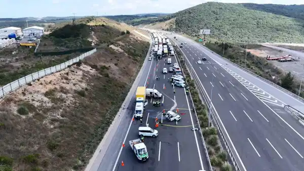 İstanbul’da bir aile yok oldu: Kazada 3 kardeş öldü, anne ve baba ağır yaralı!