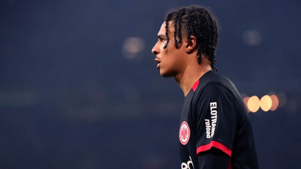 Jean-Matteo Bahoya kimdir? Jean-Matteo Bahoya kaç yaşında, nereli? Fenerbahçe’yle adı geçen Jean-Matteo Bahoya hangi takımlarda oynadı?