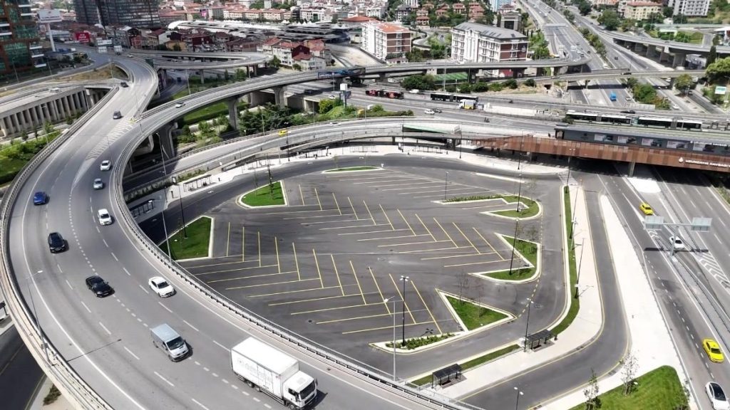 Kadıköy Rıhtım’daki otobüs peronları kaldırılıyor: 26 hat Uzunçayır’a taşınacak