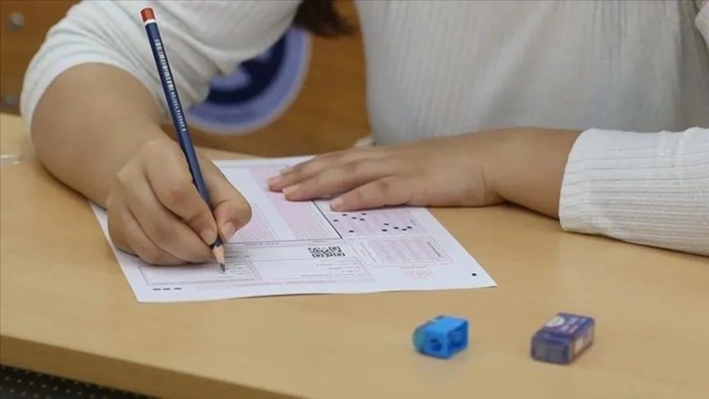 Meslekler yok olmuyor, dönüşüyor: Gençlere ‘bölüm değil yetkinlik’ uyarısı