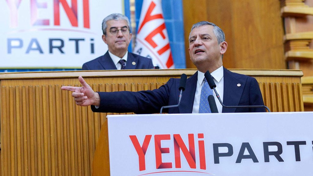 Özgür Özel’den TBMM’de grup toplantısı: YENİ Parti’ye katılım çağrısı yaptı, toplanan bağışı açıkladı