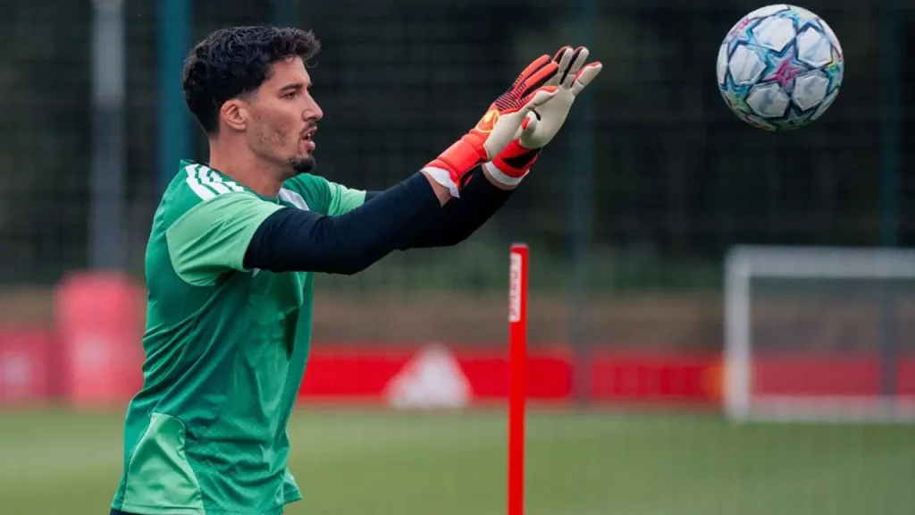 Resmi açıklama geldi: Altay Bayındır’ın yeni adresi belli oldu
