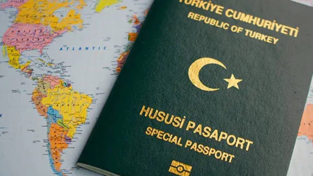 Yeşil ve gri pasaportta yeni dönem resmen başladı
