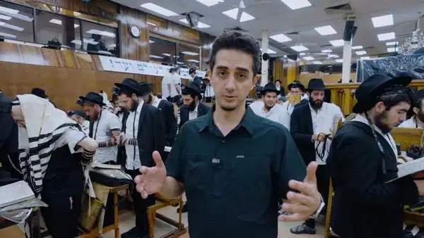50 milyon izlenmeye yaklaştı… Hasidik Yahudiler belgeseli gündem oldu: Ruhi Çenet’ten ilk açıklama geldi!