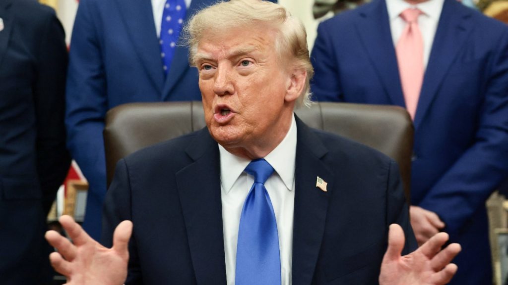 ABD Başkanı Trump: İran’a bir operasyon daha düzenlemeye daha hazırız