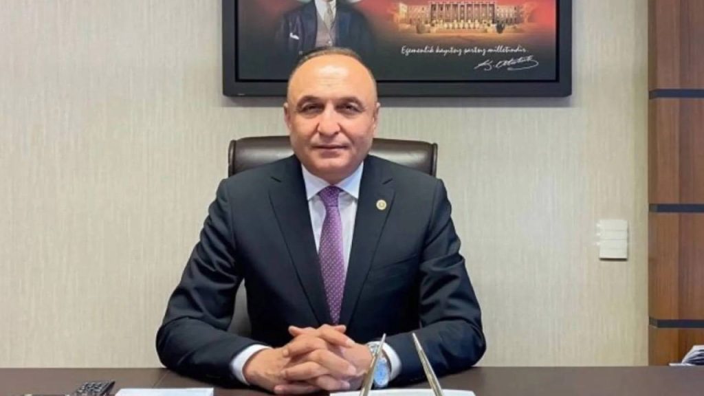 Bıçaklı saldırıya uğramıştı! YENİ Partili Melih Meriç’ten sağlık durumuna ilişkin açıklama: İmamoğlu’nun mektubunu paylaştı