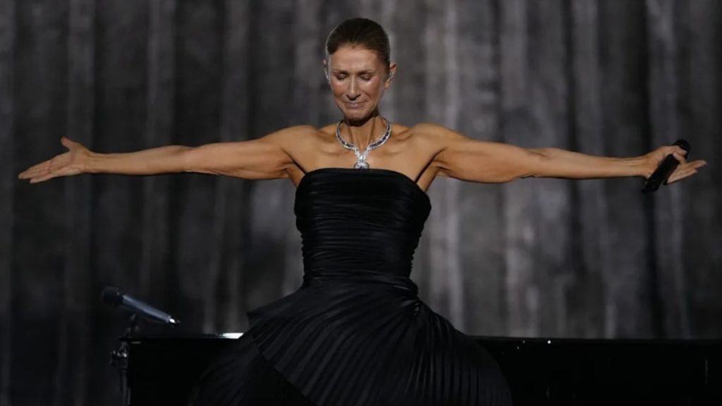 Celine Dion, 6 yıl sonra Paris’te sahneye döndü