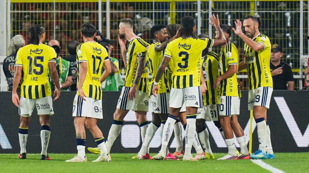 Gaziantep FK – Fenerbahçe maçı ne zaman, saat kaçta, hangi kanalda? Şifresiz mi?