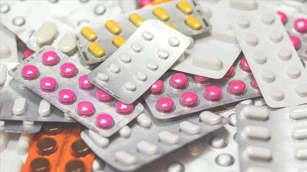 İlaç kutularında yeni dönem: Prospektüs yerine e-KT kullanılacak