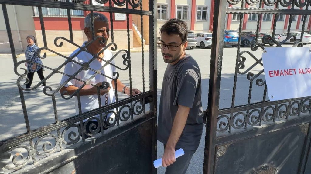 KPSS’de adresleri karıştırdı: Sınava giremeden okuldan ayrıldı