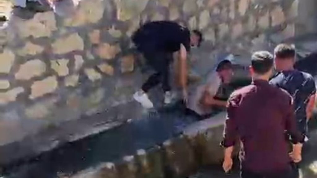 Sivas’ta ‘sulu’ düğün geleneği: Damat unutamayacağı anlar yaşadı