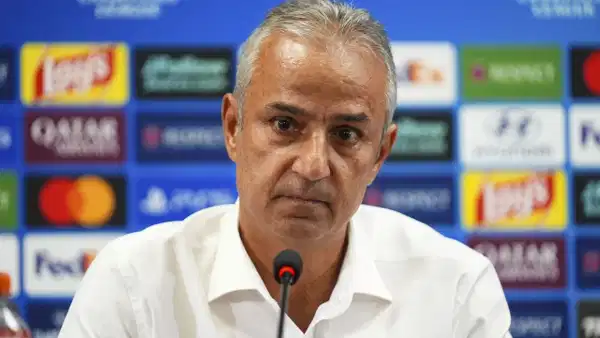 Son Dakika… Fenerbahçe Teknik Direktörü İsmail Kartal istifa etti!