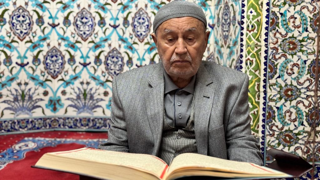 Karabük’te 87 yaşında üç yılda hafızlığını tamamladı